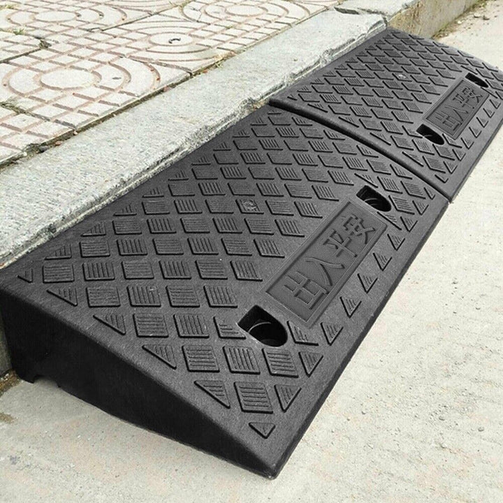 Heavy Duty Universal Kerb & Threshold Ramp