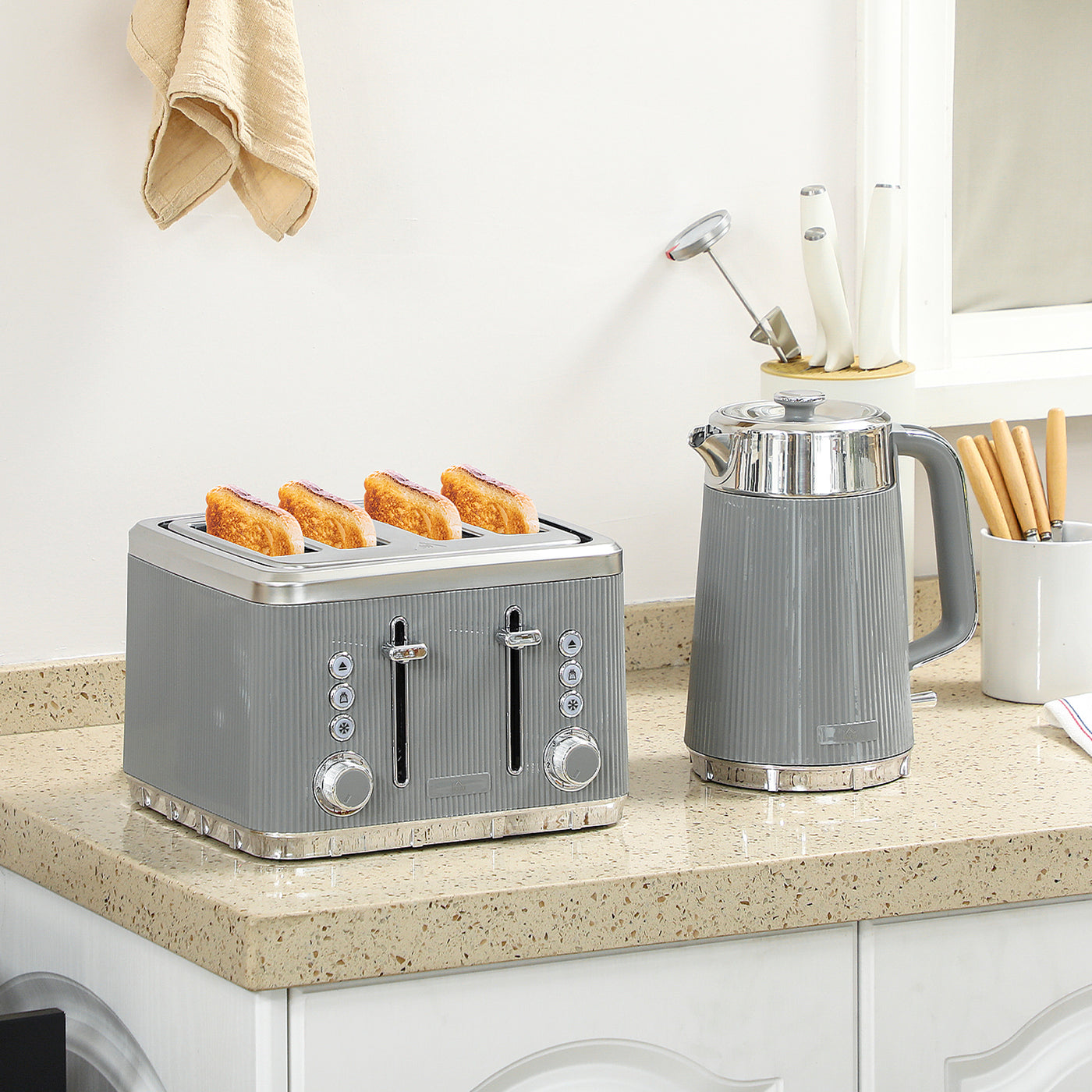 Kettle & 2-Slice Toaster Set